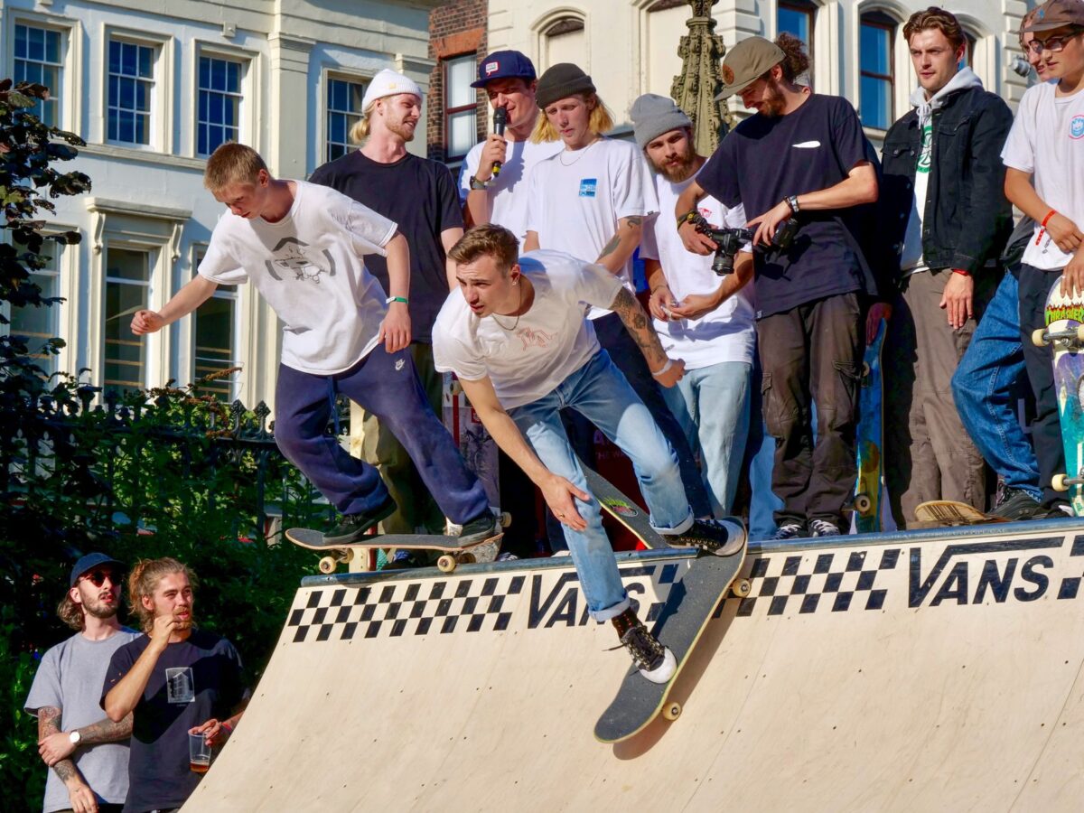 personnalisation skate crée choisir deck trucks